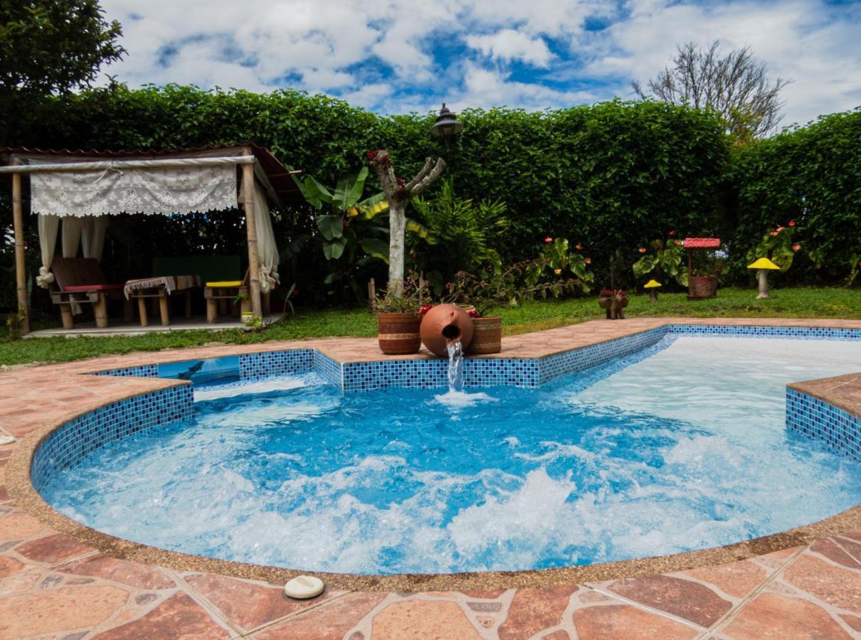 Hotel Campestre Sueno Del Abuelo Pereira Exterior foto
