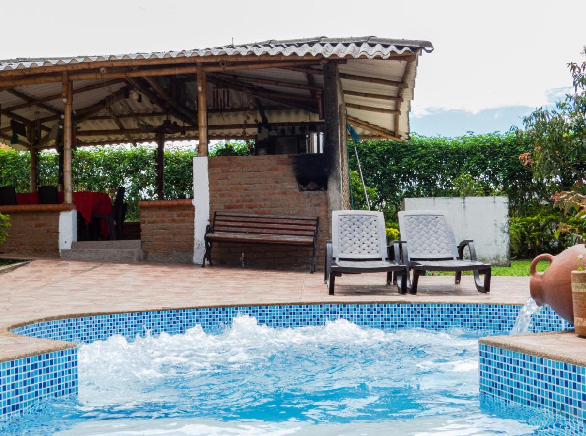Hotel Campestre Sueno Del Abuelo Pereira Exterior foto