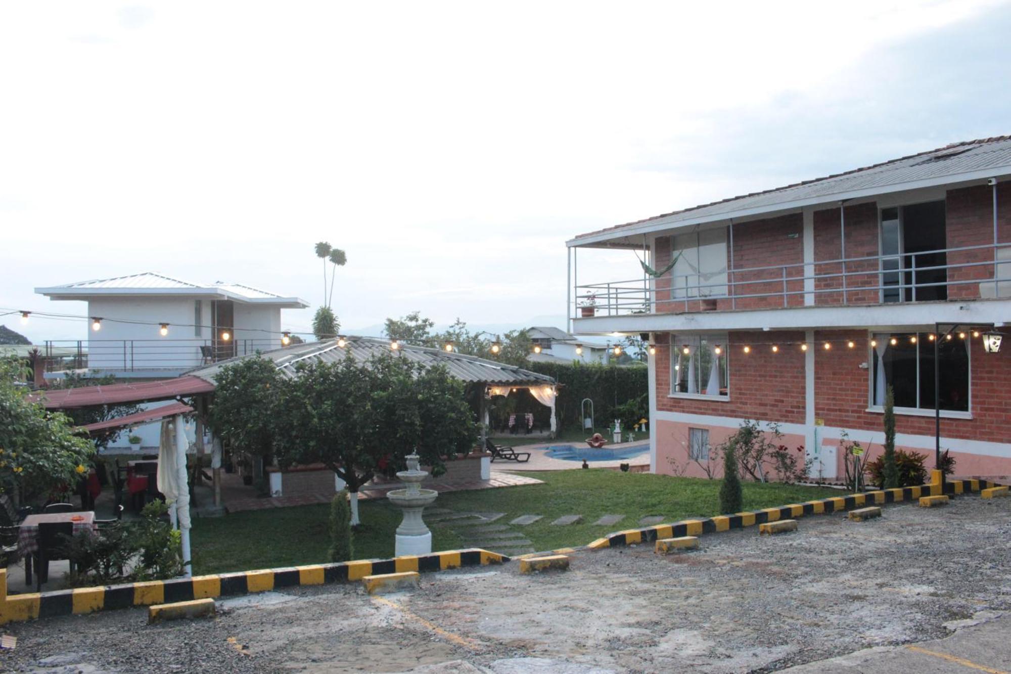 Hotel Campestre Sueno Del Abuelo Pereira Exterior foto